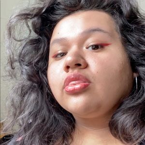 Meet your Posher, Ari